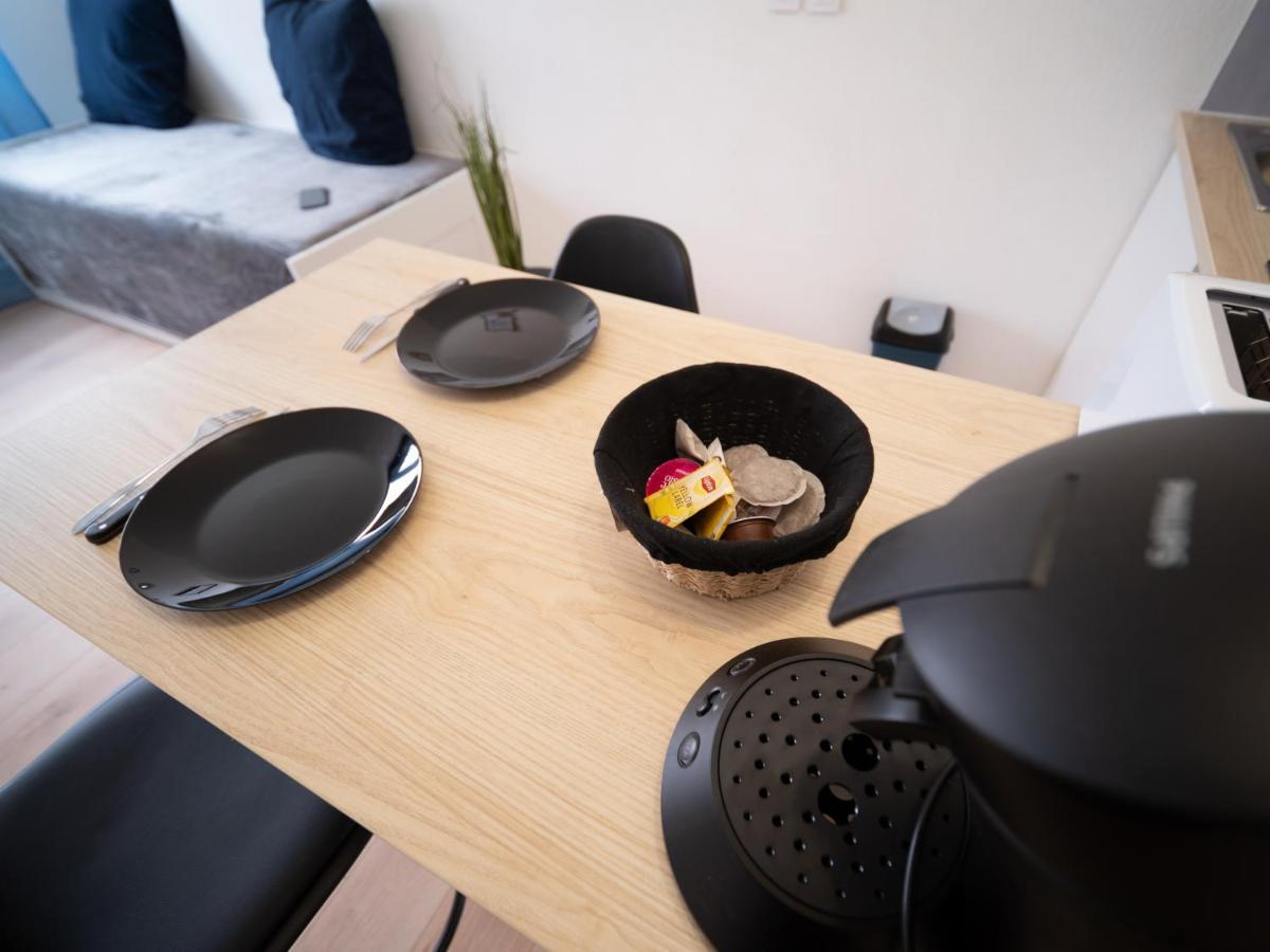 Appartement Climatise Avec Parking A 6Min A Pied De La Gare St Charles Marsella Exterior foto