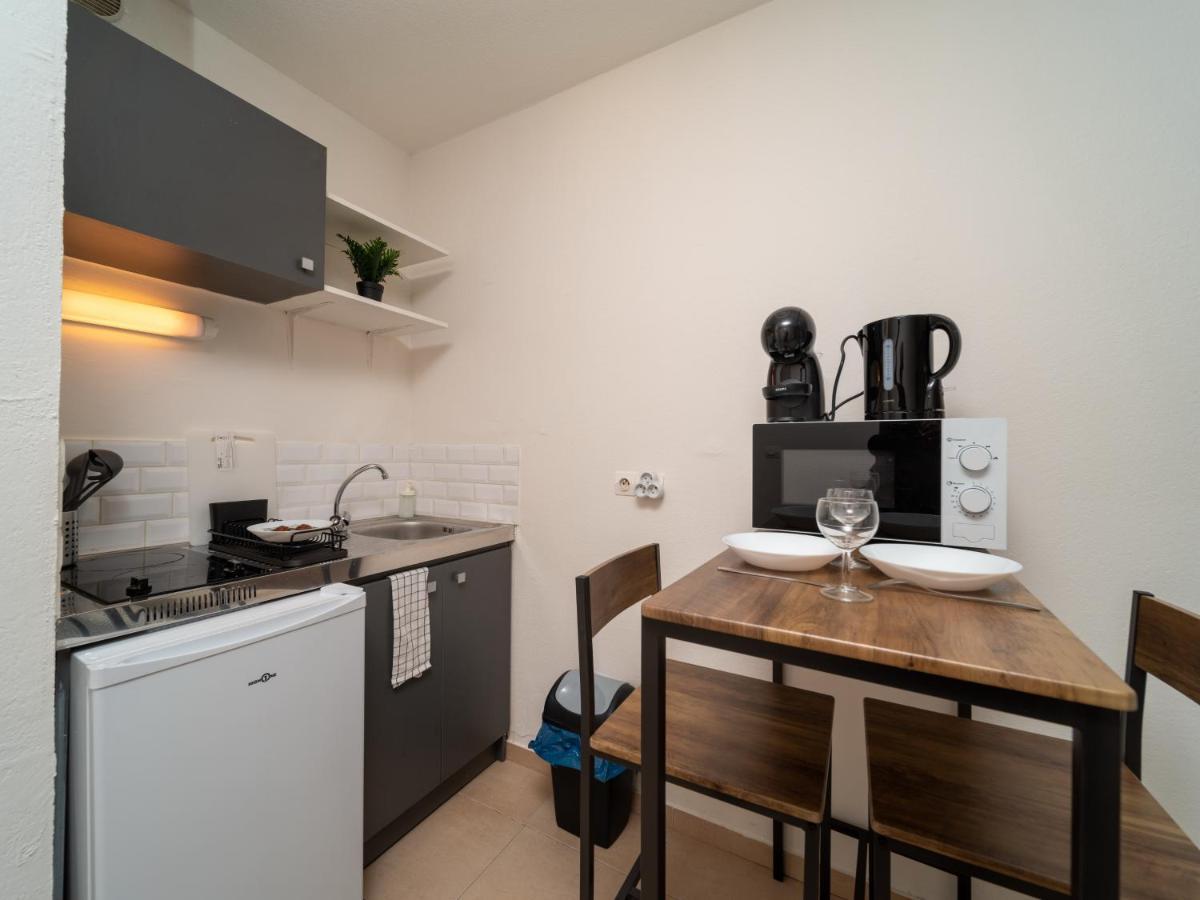 Appartement Climatise Avec Parking A 6Min A Pied De La Gare St Charles Marsella Exterior foto