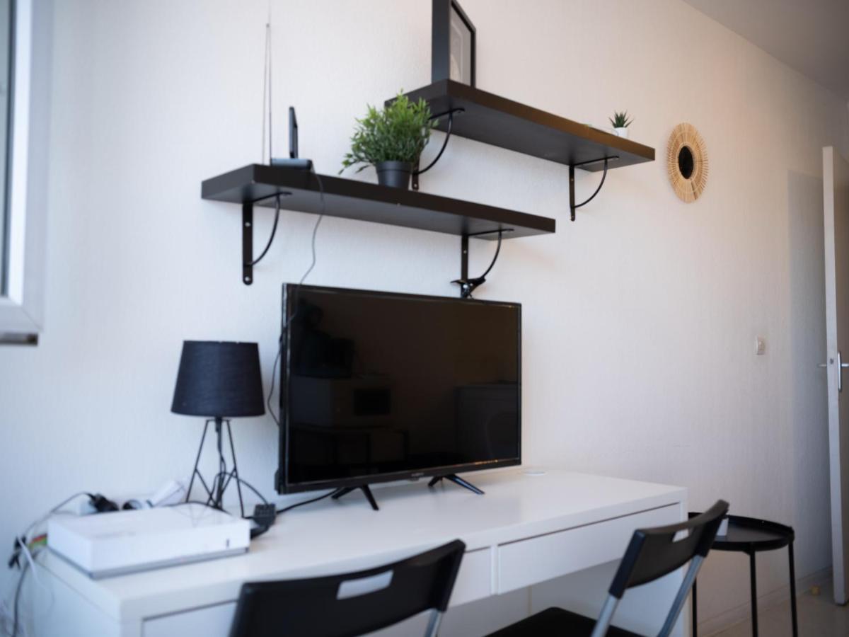 Appartement Climatise Avec Parking A 6Min A Pied De La Gare St Charles Marsella Exterior foto