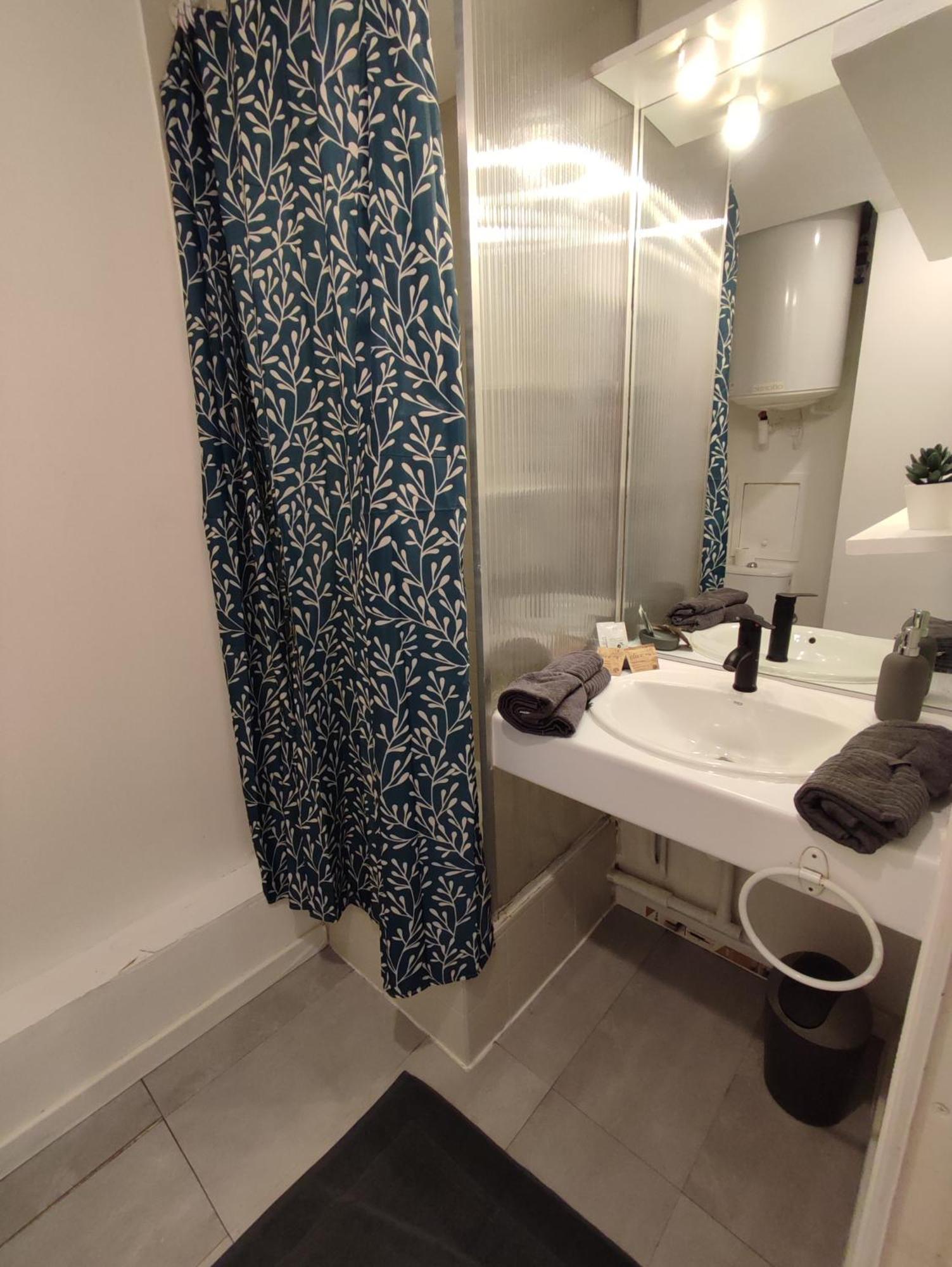 Appartement Climatise Avec Parking A 6Min A Pied De La Gare St Charles Marsella Exterior foto